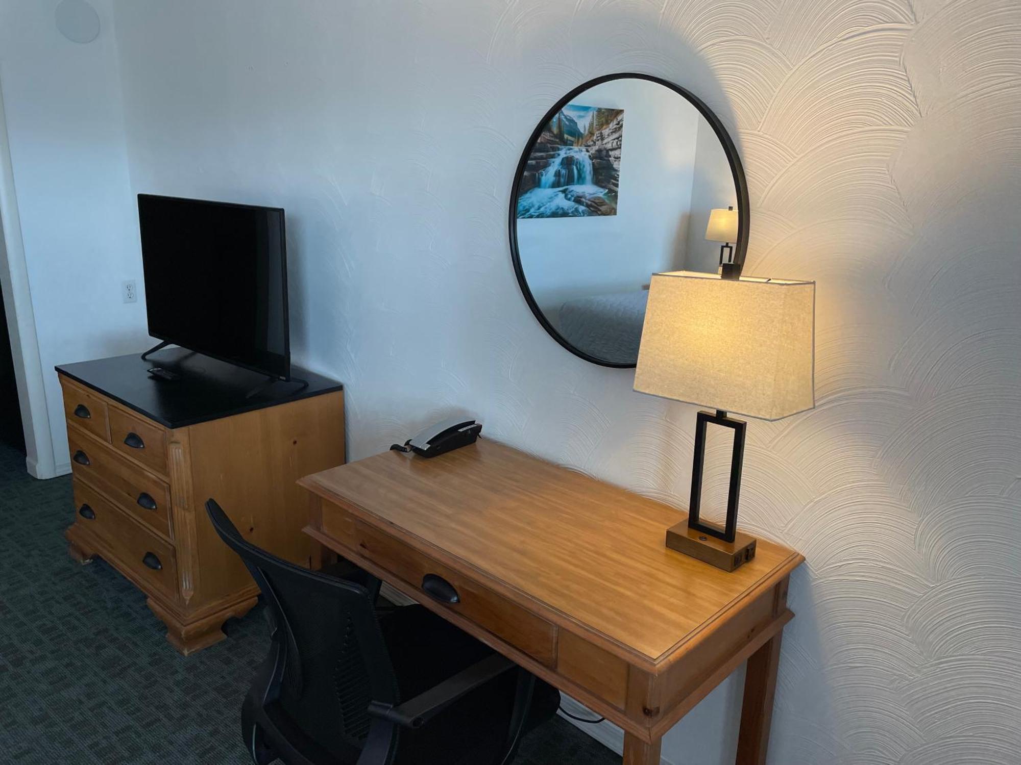 Americas Best Value Inn Polson Εξωτερικό φωτογραφία