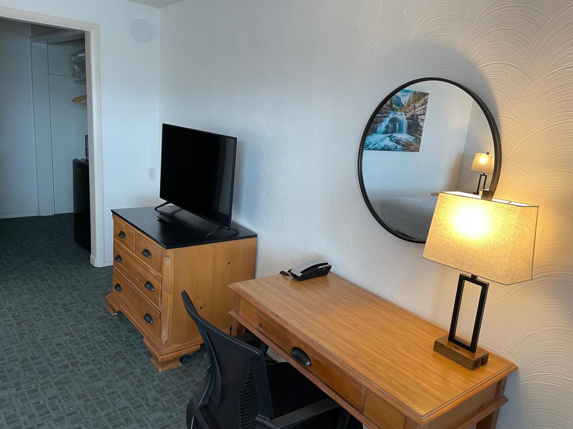 Americas Best Value Inn Polson Εξωτερικό φωτογραφία