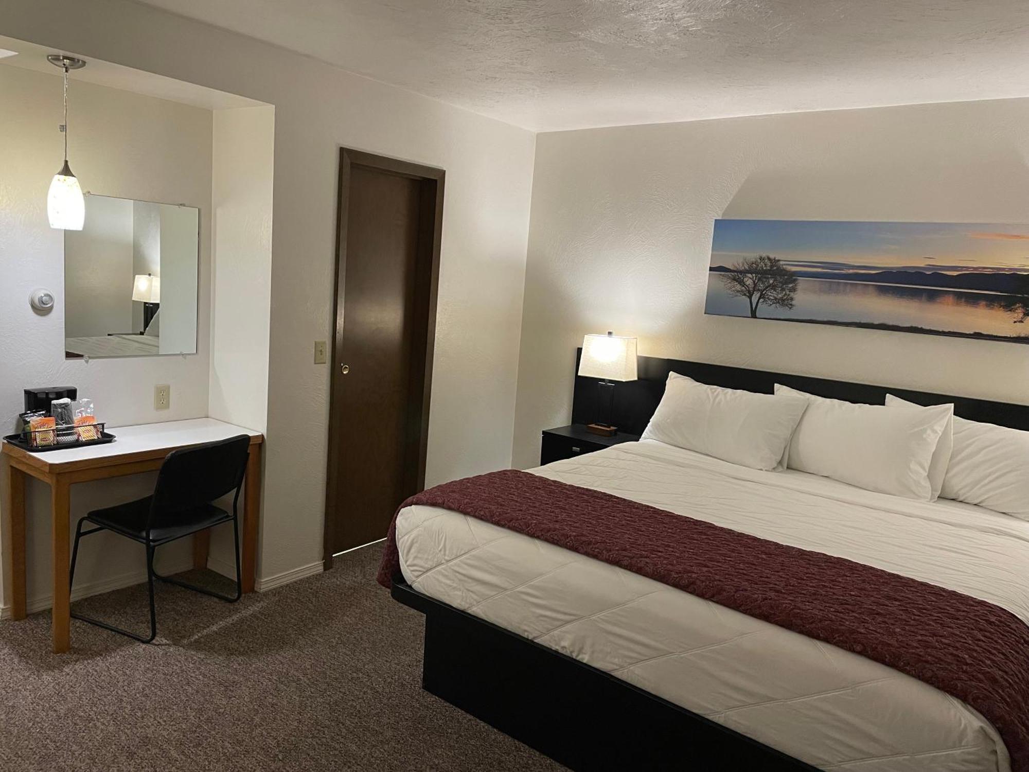 Americas Best Value Inn Polson Εξωτερικό φωτογραφία