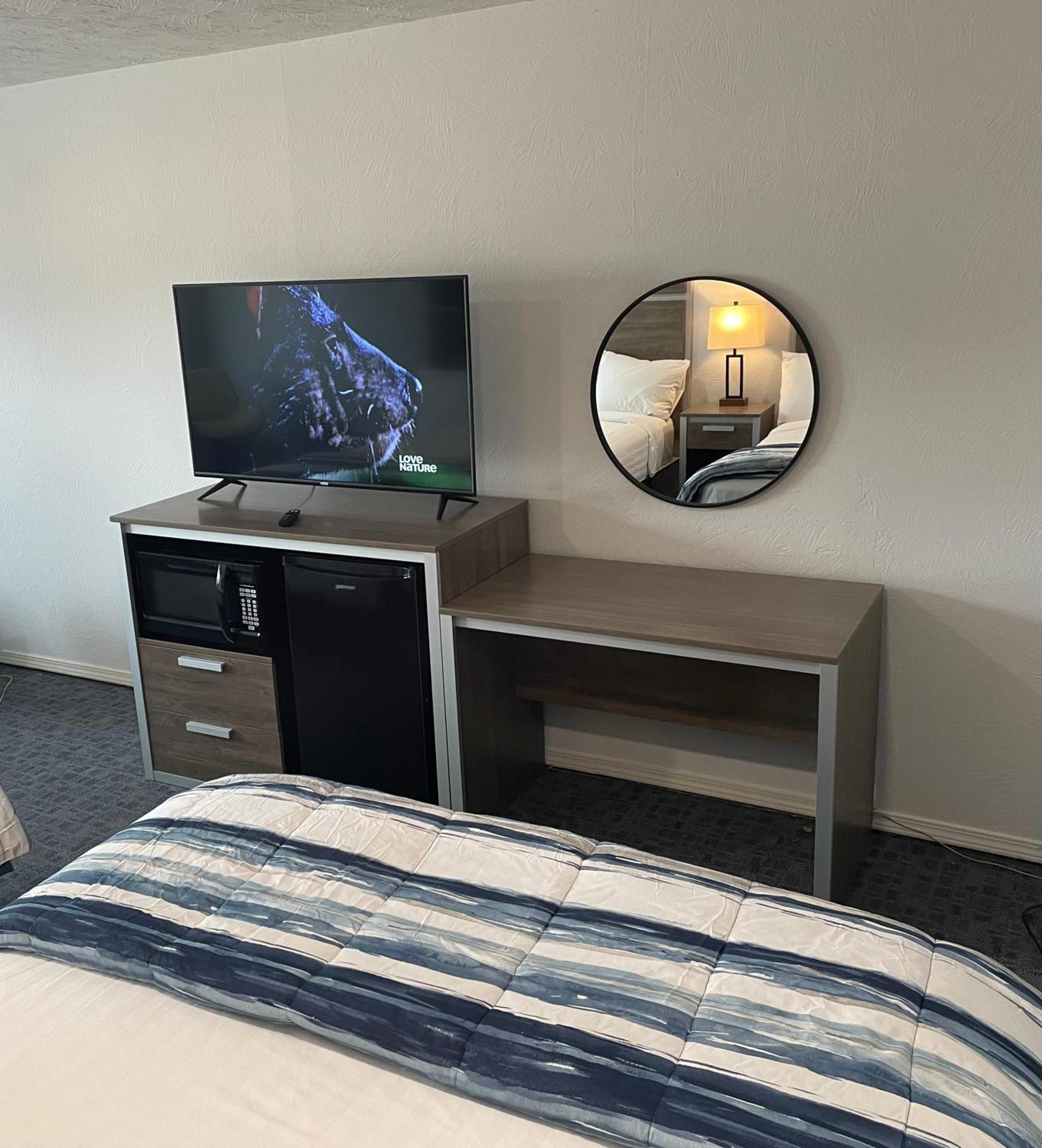 Americas Best Value Inn Polson Εξωτερικό φωτογραφία